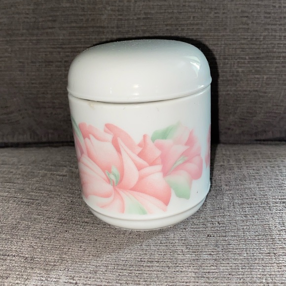 Vintage Anais Anais Scented Candle by Cacharel. This is a rare and vintage find. - Picture 3 of 10